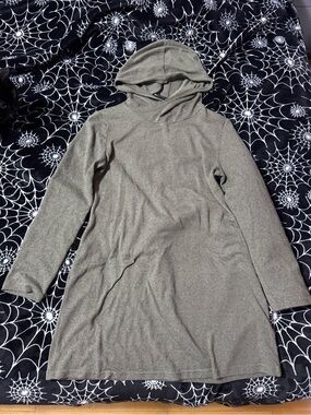 Long Hooded Tunic Top in Olive Green